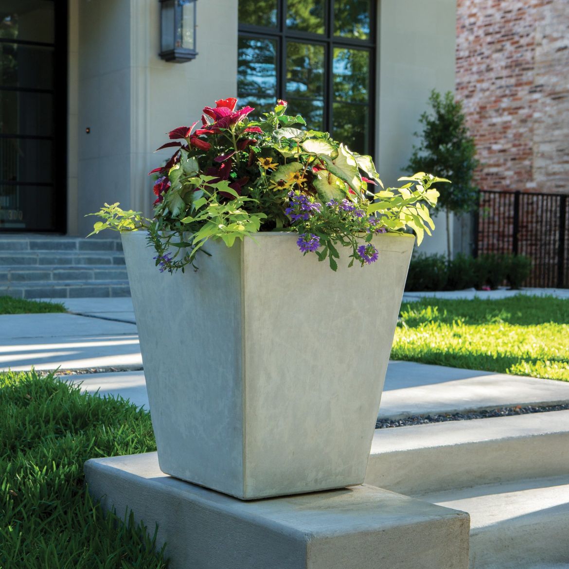 Picture of JCS-86601 Short Tapered Square, 20.